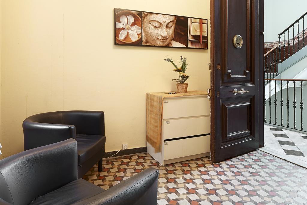 Blue Hostel Барселона Екстериор снимка