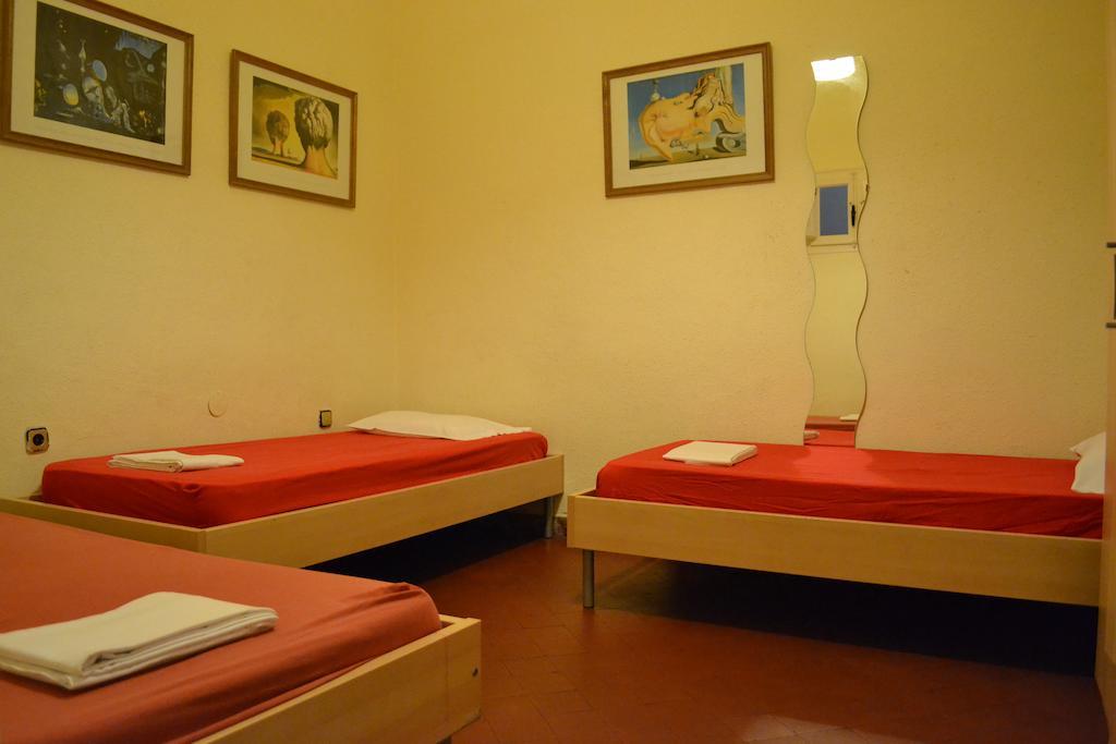 Blue Hostel Барселона Стая снимка