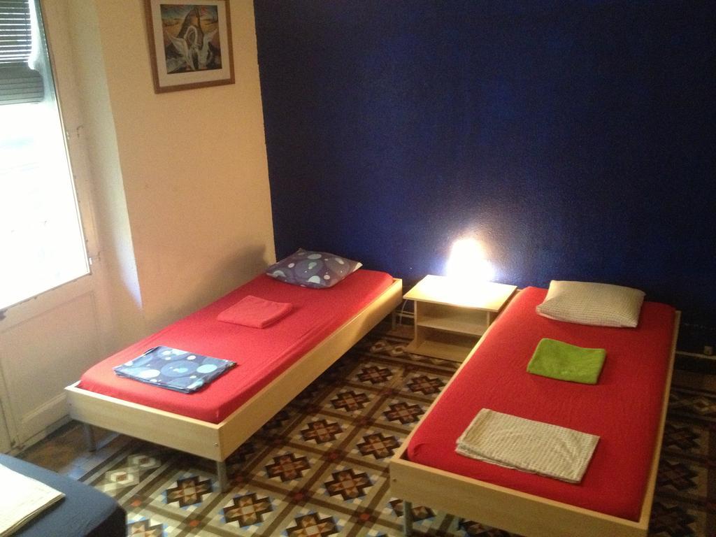 Blue Hostel Барселона Стая снимка